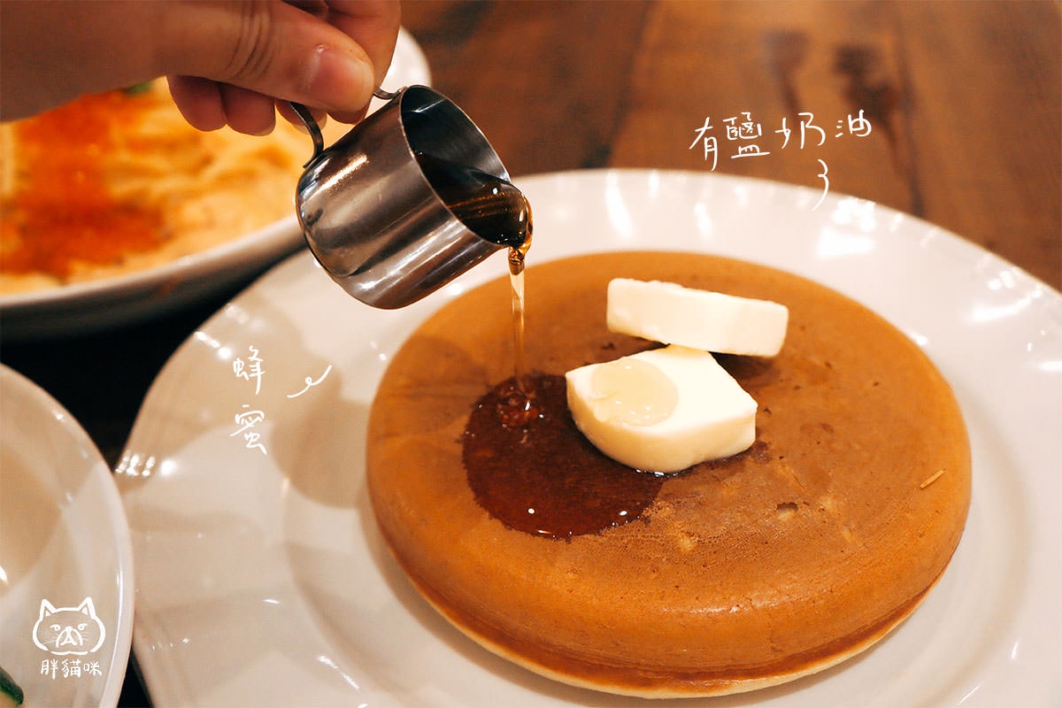 Waku Waku Pasta 赤峰店|中山站美食|和風義大利麵、鬆餅甜點推薦 - 第7張圖 喫茶風簡單鬆餅
