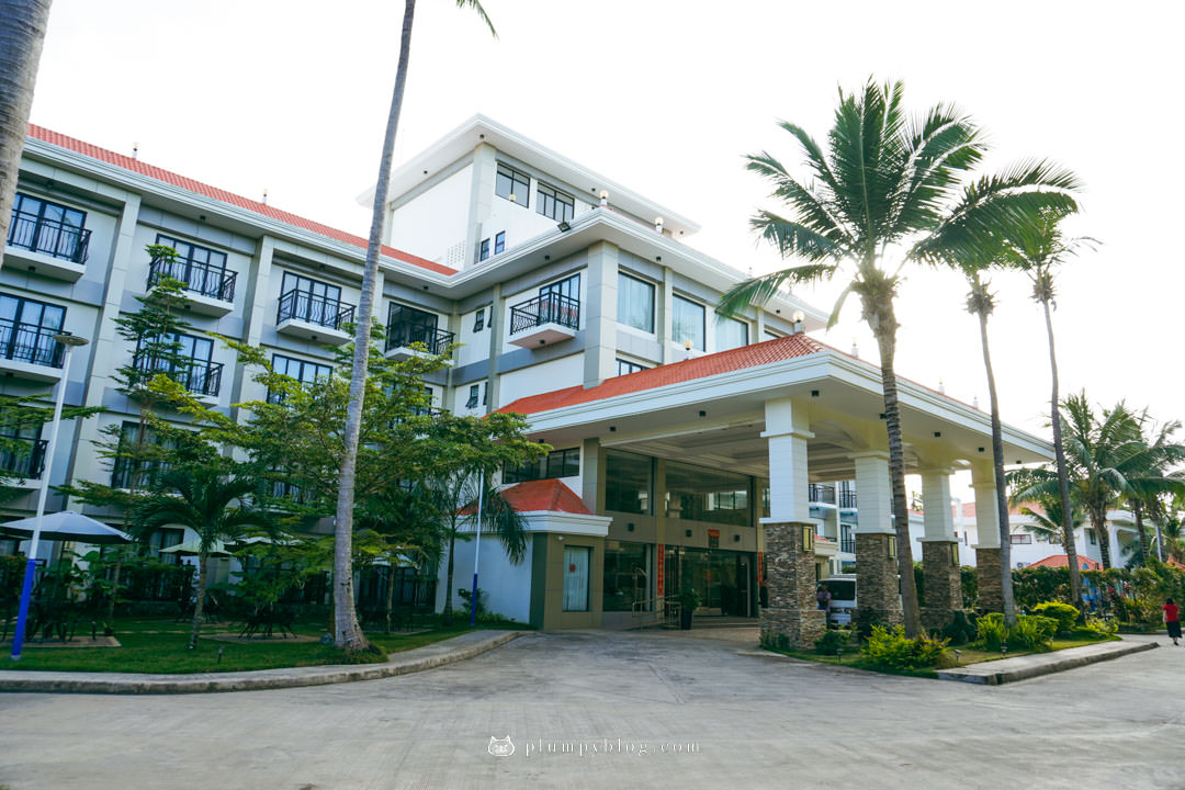 Costa Palawan Resort