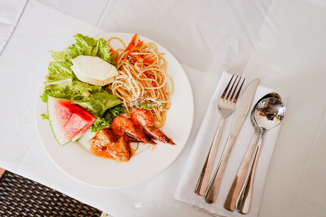菲律賓巴拉望住宿|5間飯店分享|Aziza Paradise Hotel、Costa Palawan Resort美麗海邊度假村,度假住宿筆記起來! - 第96張圖 Microtel Palawan