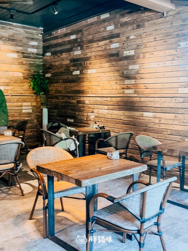【宜蘭蘇澳】笑ㄟcafe:宜蘭海景咖啡廳,南方澳坐擁情人灣無敵海景!窯烤披薩必點~附菜單 - 第7張圖