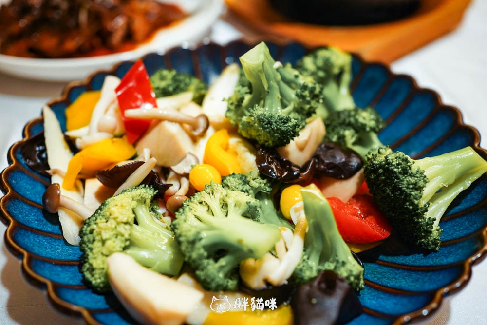 【板橋美食】家宴:10道菜色一次分享!板橋凱撒大飯店上海料理餐廳~ - 第16張圖