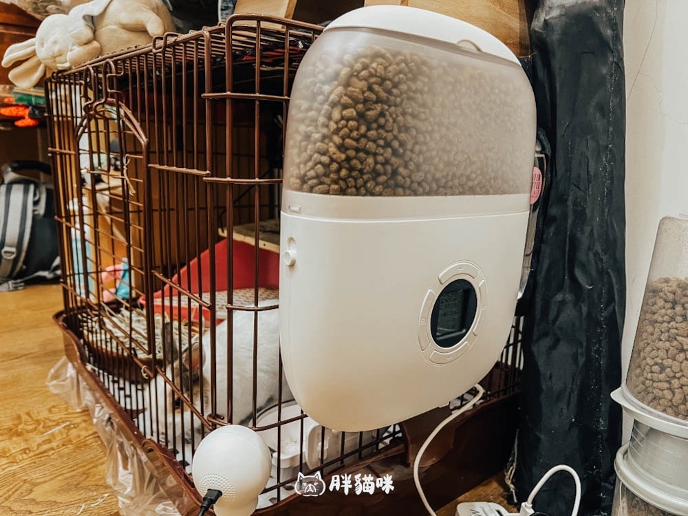 【寵物用品開箱】PETWANT籠子專用寵物自動餵食器1.8L :養兔升級 - 第3張圖