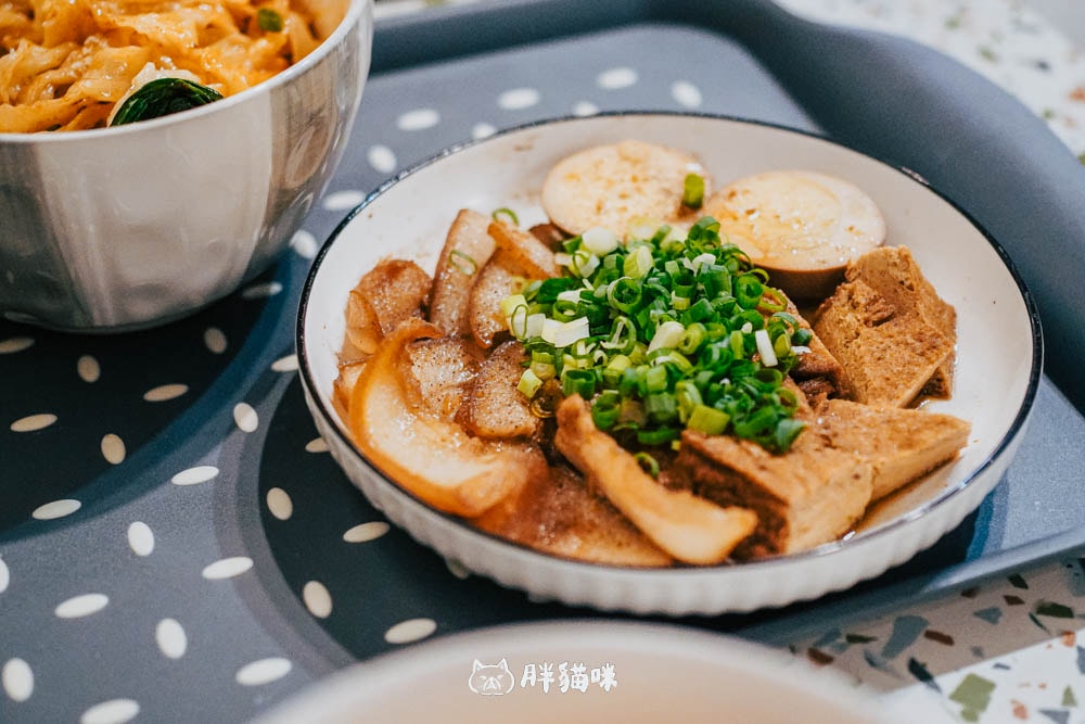 已歇業【樹林美食】今日子麵店:樹林車站附近文青小麵店,推薦花椒麻醬乾麵~超飽口感與經典滷味搭配,麵控們快來! - 第7張圖