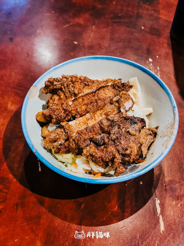 【鶯歌美食】110元的超大排骨便當,厚道飲食店的「厚道」不止於份量! - 第2張圖
