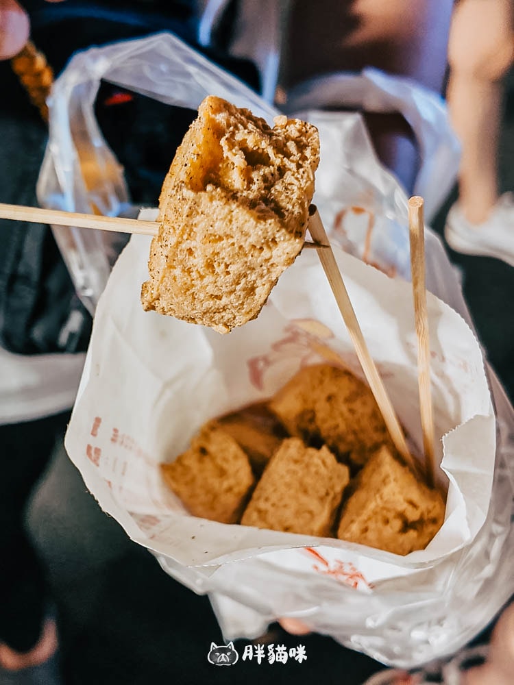 【鶯歌美食】龍鳳夜市必吃:超人氣「新軒臭豆腐」一口酥 - 第5張圖 新軒臭豆腐