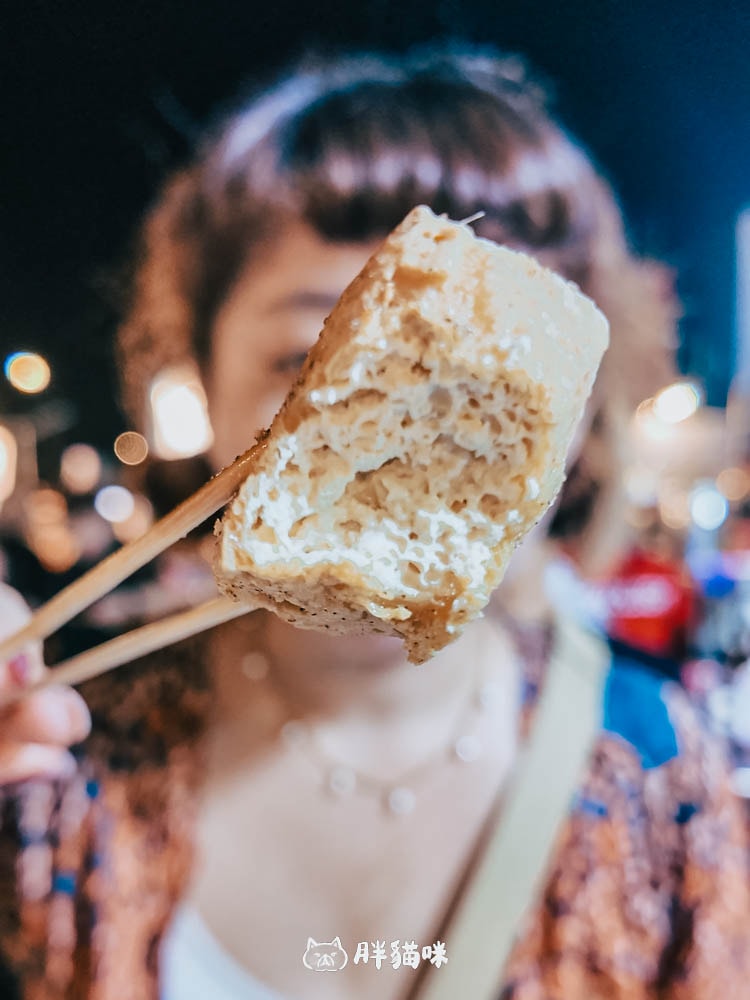 【鶯歌美食】龍鳳夜市必吃:超人氣「新軒臭豆腐」一口酥 - 第7張圖