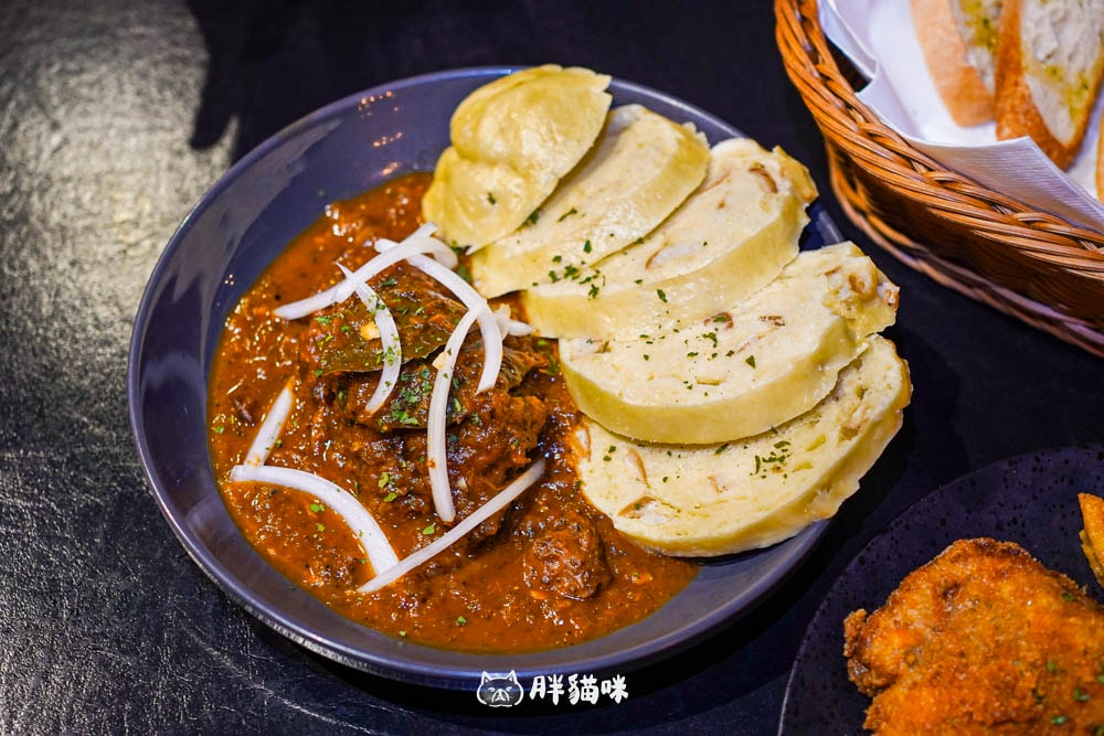 【板橋美食】ABV閣樓餐酒館板橋府中店:捷克美食季開跑~4人餐8道美食一次滿足,10/15~1/27限時登場! - 第6張圖