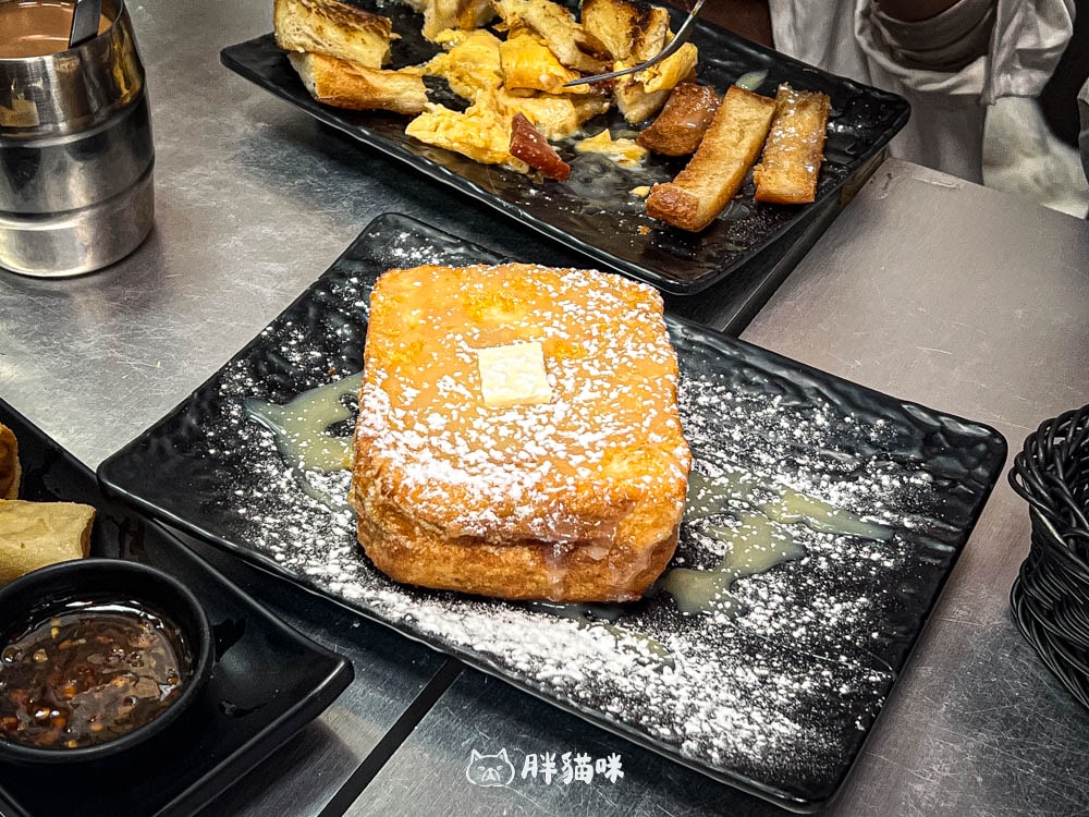 台北美食【九月茶餐廳】台北的小香港!滑蛋牛肉飯、西多士,港片場景直擊~ - 第12張圖
