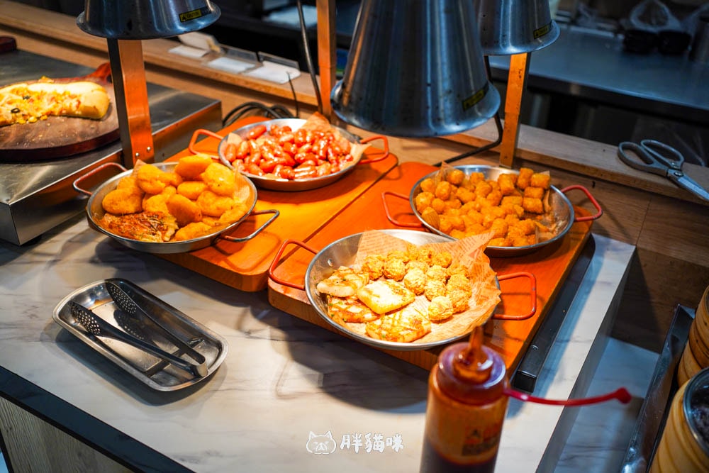 【桃園美食】牛室炙燒牛排林口店:六週年狂歡!超值鮮套餐特價折扣0,自助吧新品越式牛肉河粉~異國料理吃到飽! - 第12張圖