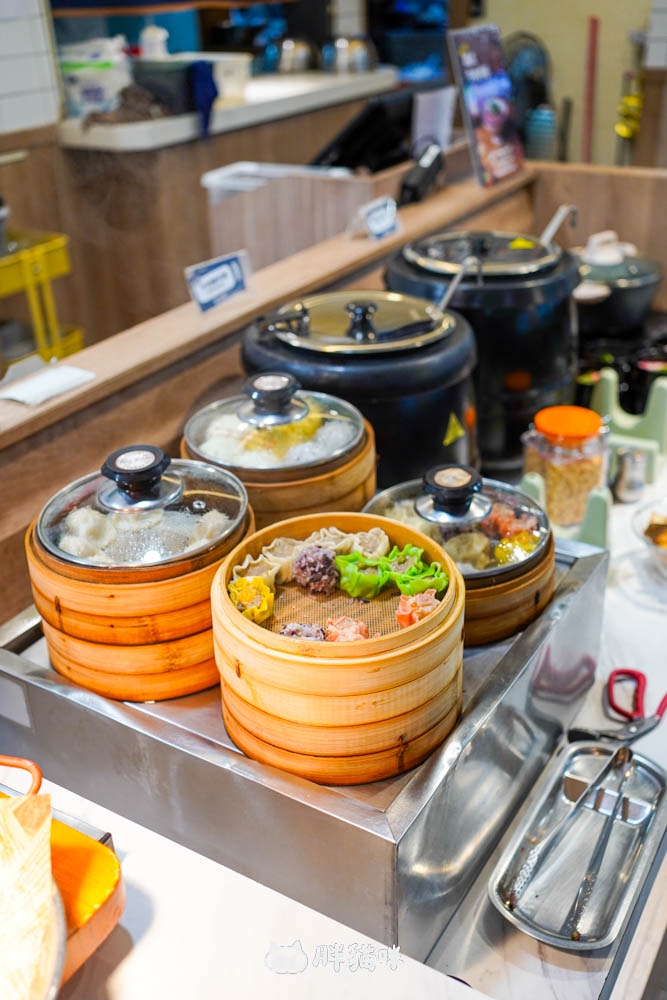 【桃園美食】牛室炙燒牛排林口店:六週年狂歡!超值鮮套餐特價折扣0,自助吧新品越式牛肉河粉~異國料理吃到飽! - 第14張圖