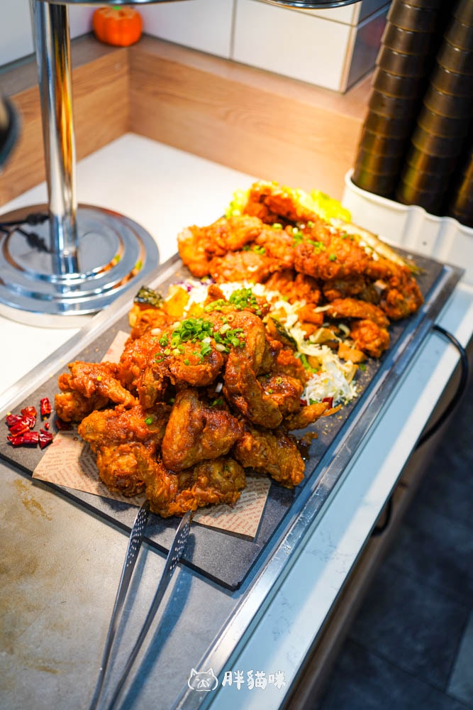 【桃園美食】牛室炙燒牛排林口店:六週年狂歡!超值鮮套餐特價折扣0,自助吧新品越式牛肉河粉~異國料理吃到飽! - 第15張圖