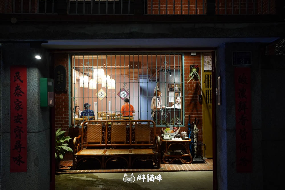 台北眷村裡的酸菜白肉鍋秘境!酸民拾味:眷村氛圍X老味道,一次感受家的溫暖 - 第2張圖