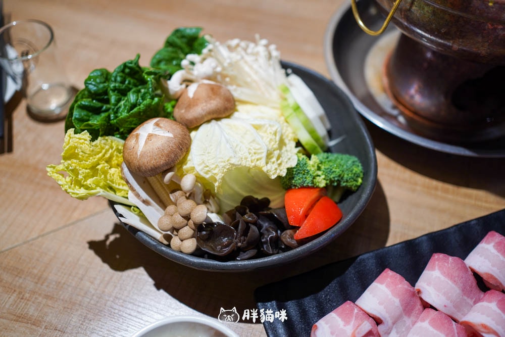 台北眷村裡的酸菜白肉鍋秘境!酸民拾味:眷村氛圍X老味道,一次感受家的溫暖 - 第6張圖