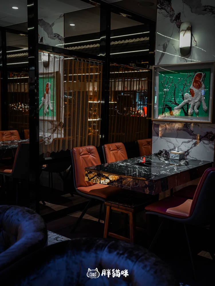 台北林森北路美食,深夜食堂奢華與美味兼具的「凌舞餐酒館」用餐體驗:牛肉鍋太豪奢!品味30年威士忌 - 第3張圖