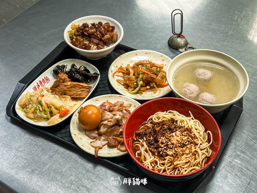 樹林最道地的魯肉飯就是這家?超級銅板小吃,【道地魯肉飯】便當一個才! - 第5張圖