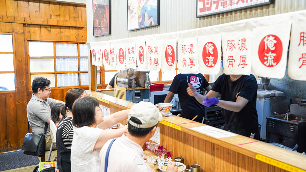 台南拉麵控注意!永康排隊名店「俺の豚」實吃分享:超厚叉燒、濃郁湯頭 - 第13張圖