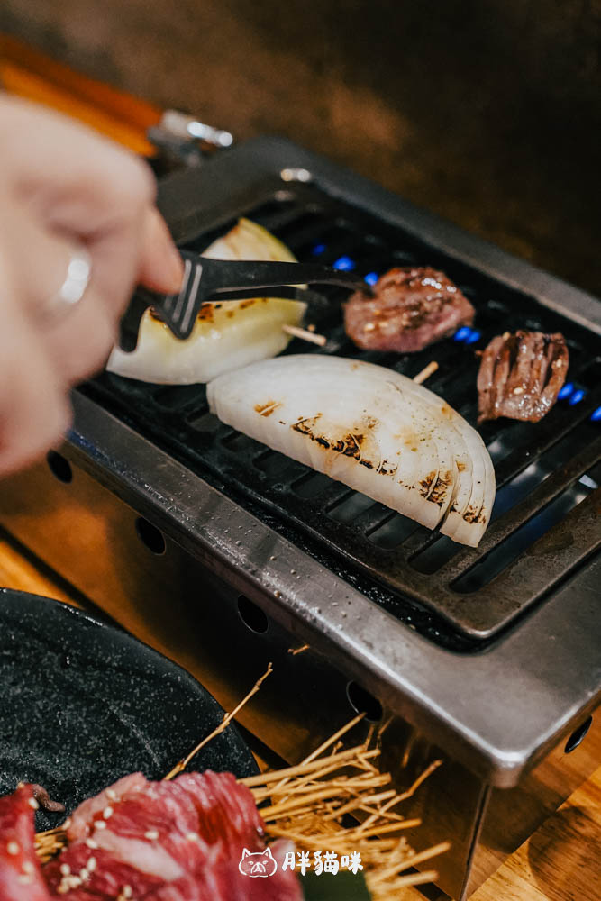 【日本大阪美食】《焼肉ホルモン かど家》大正站燒肉推薦:沒做功課隨便挑竟踩到寶!在地人的下班口袋店 - 第18張圖