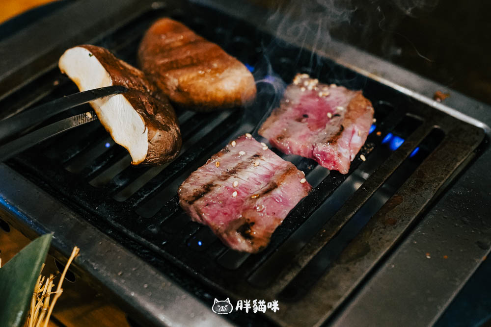 【日本大阪美食】《焼肉ホルモン かど家》大正站燒肉推薦:沒做功課隨便挑竟踩到寶!在地人的下班口袋店 - 第9張圖