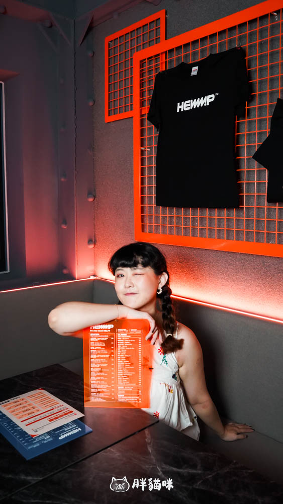西門酒吧推薦【HELP Bar & Cafe Taipei】情緒診療酒單5選太浮誇!點滴調酒、醫藥箱shot全收服我的心 - 第44張圖
