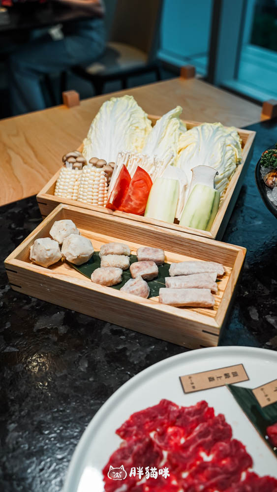 明粵頂級海鮮火鍋|大直NOKE忠泰生活百貨美食推薦,午市限定高CP值海陸雙人套餐+桌邊代煮療癒饗宴 - 第29張圖