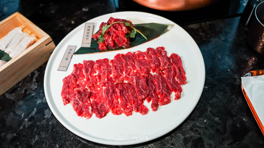 明粵頂級海鮮火鍋|大直NOKE忠泰生活百貨美食推薦,午市限定高CP值海陸雙人套餐+桌邊代煮療癒饗宴 - 第22張圖