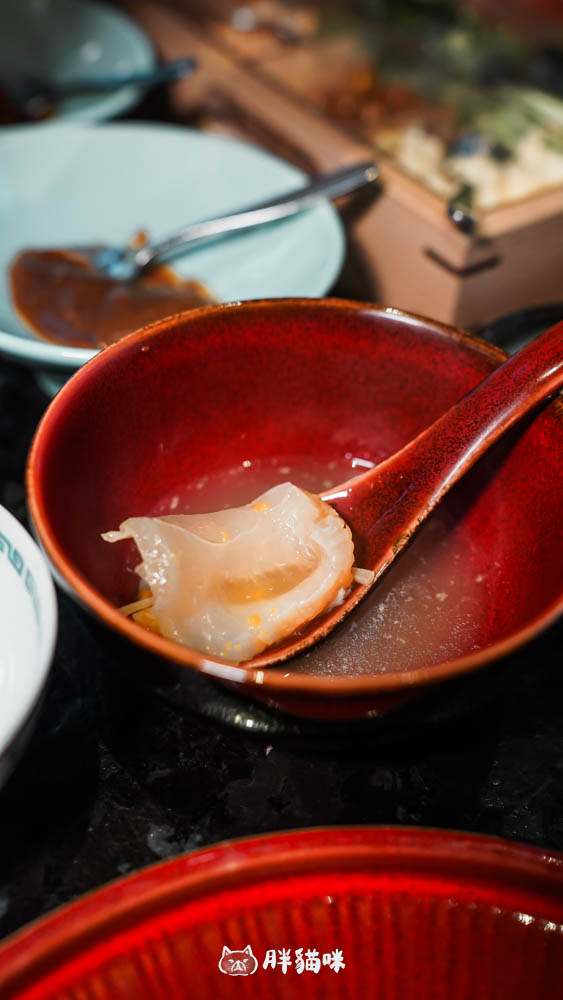 明粵頂級海鮮火鍋|大直NOKE忠泰生活百貨美食推薦,午市限定高CP值海陸雙人套餐+桌邊代煮療癒饗宴 - 第6張圖
