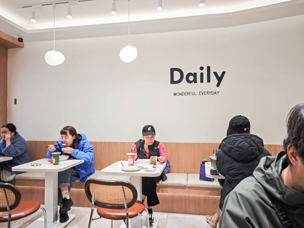 樹林板橋美食早午餐推薦:【達利早餐板橋溪崑店】:必點超酥脆蛋餅、爆蔥眷村拌麵! - 第2張圖