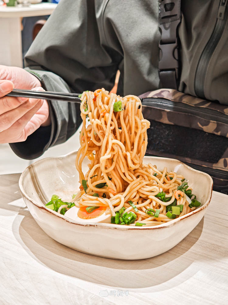 樹林板橋美食早午餐推薦:【達利早餐板橋溪崑店】:必點超酥脆蛋餅、爆蔥眷村拌麵! - 第9張圖