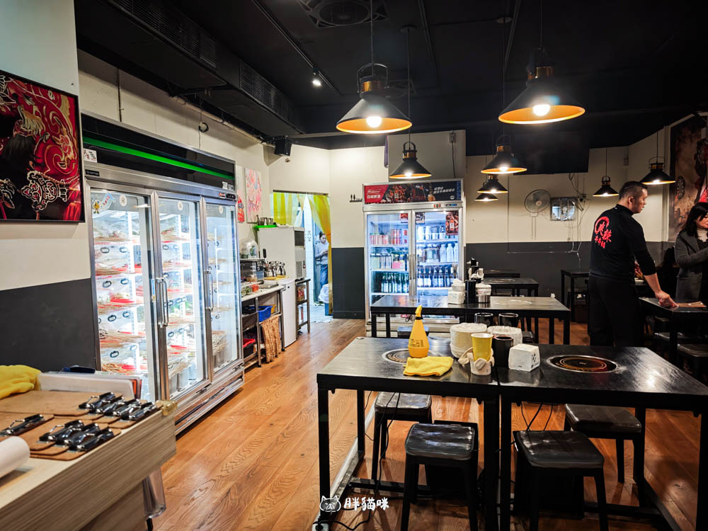 板橋火鍋推薦：一串只要10元！「爽辣重慶串串鍋」腦花控必衝，道地牛油麻辣鍋配酸梅汁超爽快