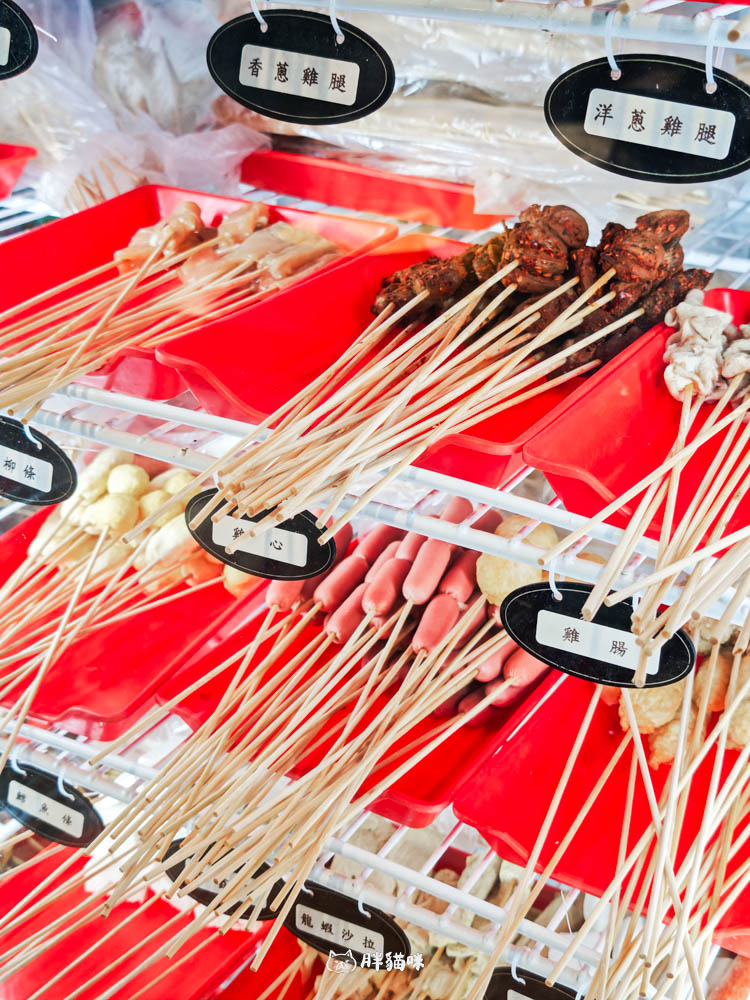 板橋火鍋推薦：一串只要10元！「爽辣重慶串串鍋」腦花控必衝，道地牛油麻辣鍋配酸梅汁超爽快