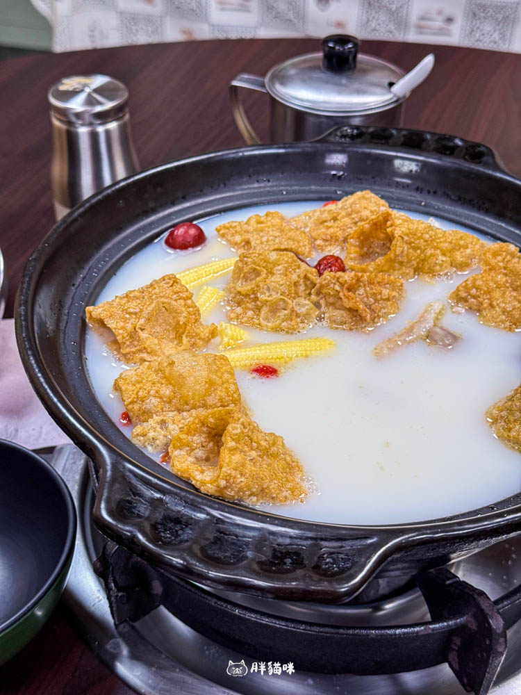 【樹林美食】曾家豬肚雞:必吃的排隊神店!炭烤串燒每桌限點一份? - 第10張圖 【樹林美食】曾家豬肚雞:必吃的排隊神店!炭烤串燒每桌限點一份?