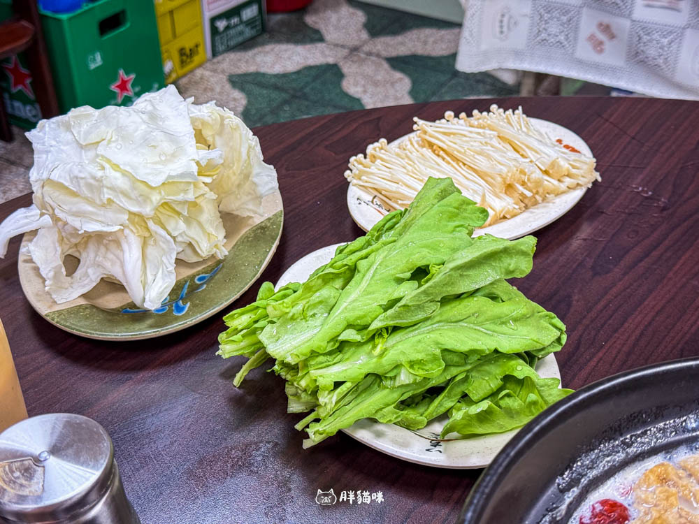 【樹林美食】曾家豬肚雞:必吃的排隊神店!炭烤串燒每桌限點一份? - 第5張圖 【樹林美食】曾家豬肚雞:必吃的排隊神店!炭烤串燒每桌限點一份?