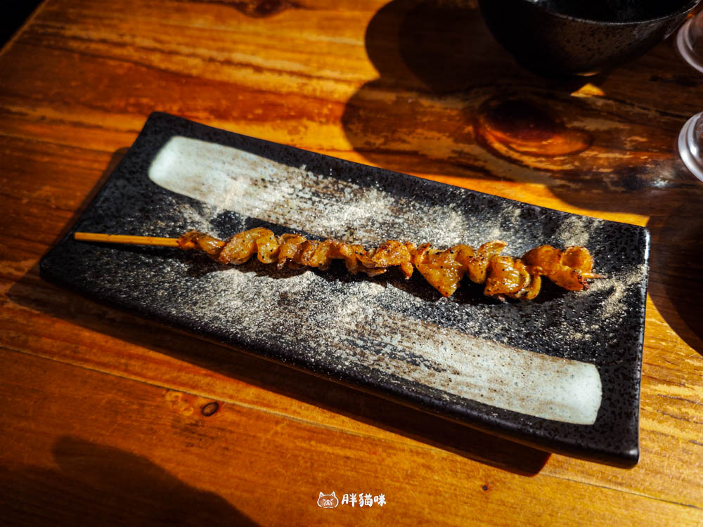 【中山站美食】阿薄郎薄皮餃子專賣店:下班後的避風港,必吃煎餃與噴汁串燒 - 第15張圖 【中山站美食】阿薄郎薄皮餃子專賣店:下班後的避風港,必吃煎餃與噴汁串燒